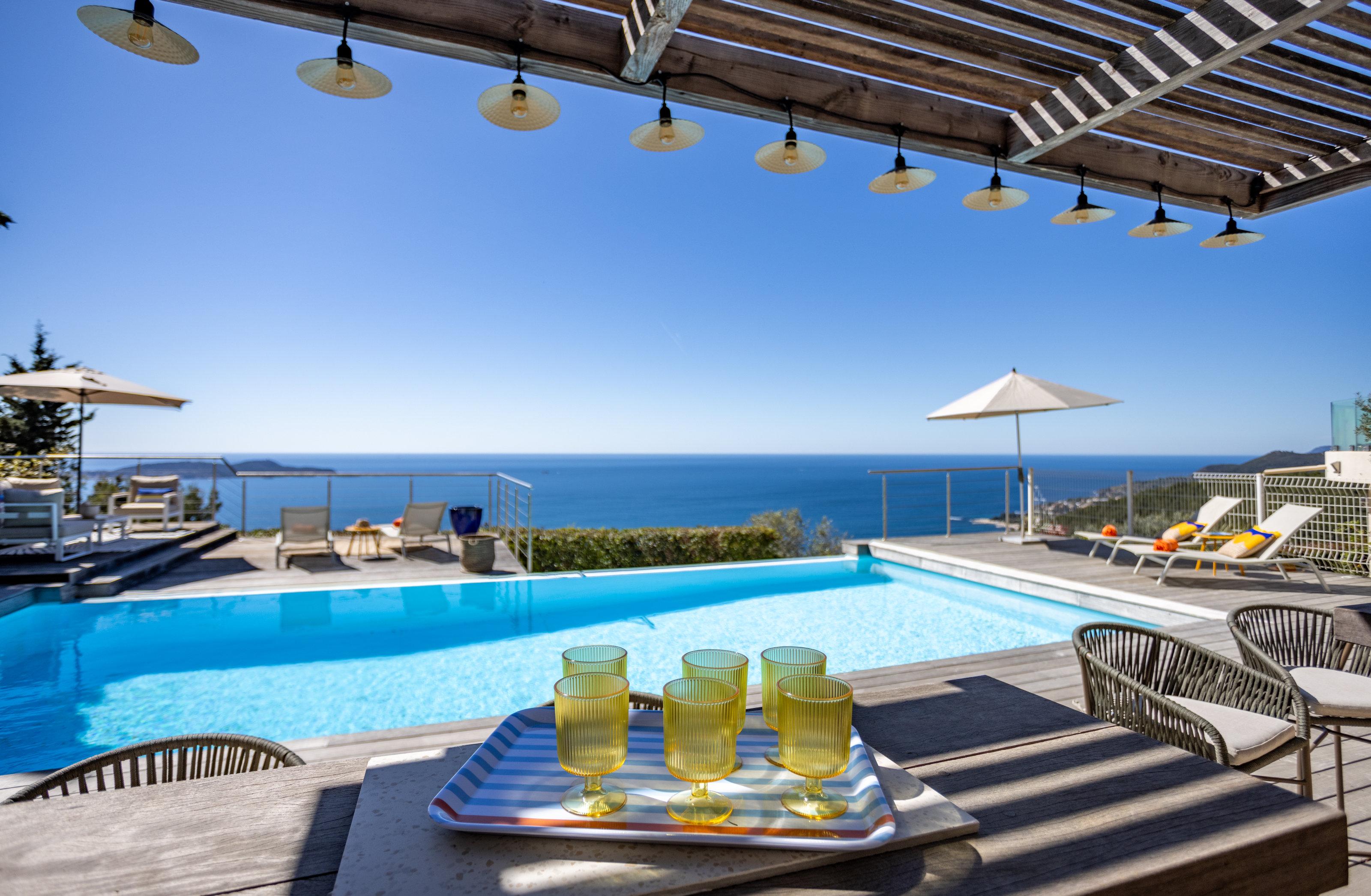 Piscine transats